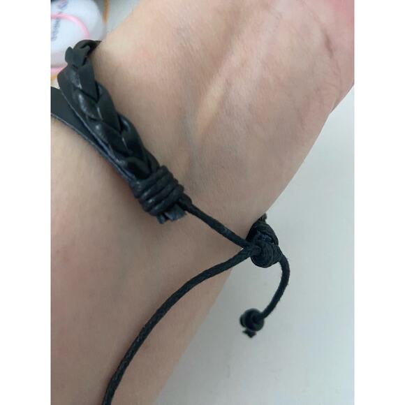 Jesus charm bracelet - Picture 3 of 5